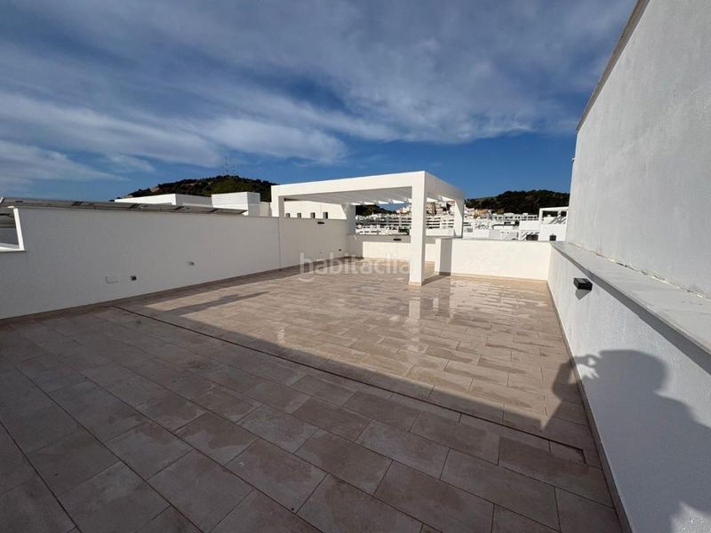 Foto 7d8e66b5-3ec5-497d-a87f-cfd8e3b44311. Àtic amb calefacció aparcament piscina a Limonar Málaga