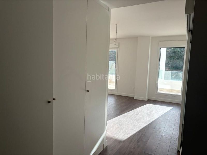 Foto e140fcd7-0f4d-4982-b20e-30b04030e68a. Àtic amb calefacció aparcament piscina a Limonar Málaga