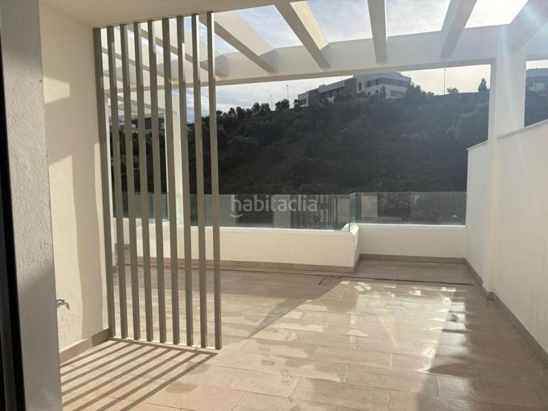 Foto e7e355c9-b0d3-425f-87bf-a3602b7bd75d. Àtic amb calefacció aparcament piscina a Limonar Málaga