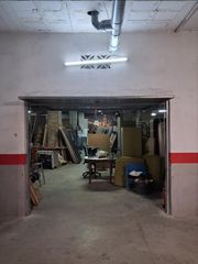 Business premise  Av. de los manantiales