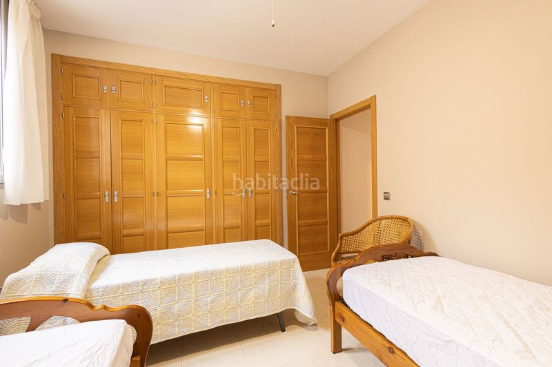 Foto 0bf84859-cb1d-4801-9090-5540485f5642. Chalet mit heizung parking in Olías del Rey