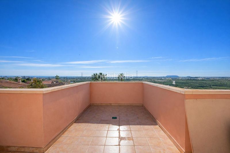 Foto 1368ddf7-1467-4ab9-832f-4db0b2f444fd. Casa amb calefacció aparcament piscina a Bonalba-Cotoveta Mutxamel