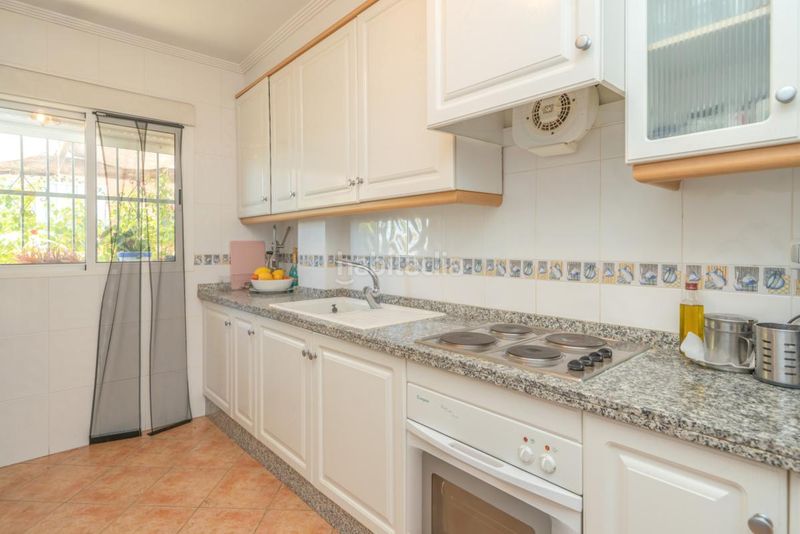 Foto 616894db-a749-4953-8b67-bf95090b1740. Casa amb calefacció aparcament piscina a Bonalba-Cotoveta Mutxamel