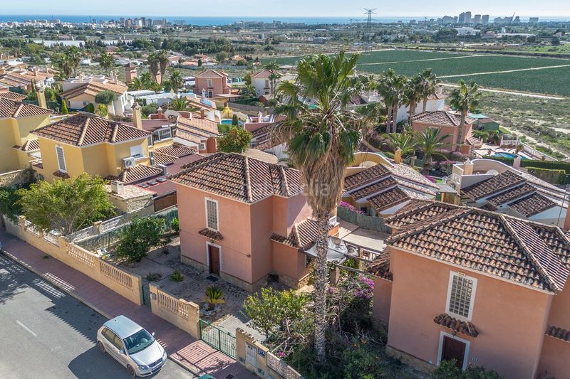 Foto 6945d5e9-9f82-4463-9988-d383e255cdcd. Casa en Bonalba-Cotoveta Mutxamel