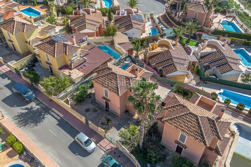 Foto af04f62d-94b8-4b1a-9817-e44f8e056815. Casa en Bonalba-Cotoveta Mutxamel