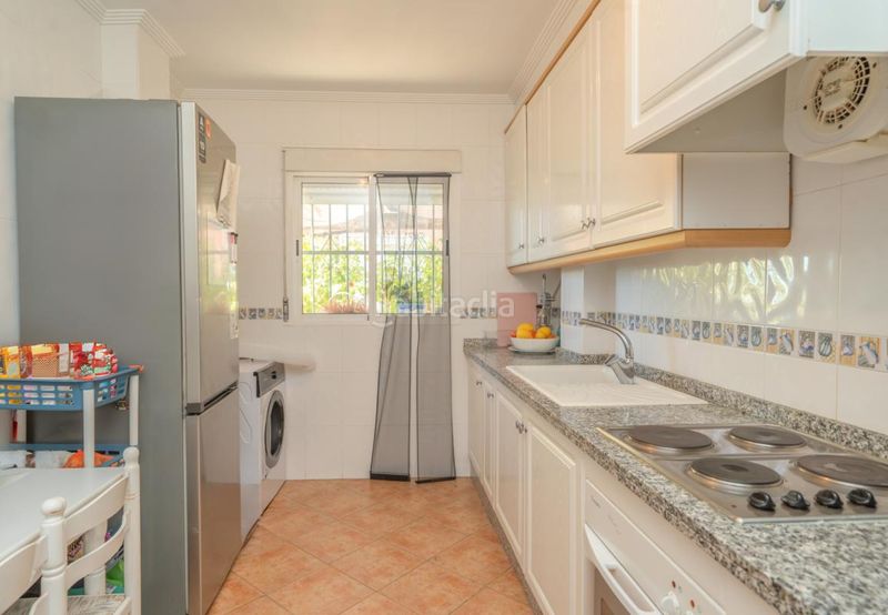 Foto b992419a-e05c-4813-b631-2d7387d84783. Casa amb calefacció aparcament piscina a Bonalba-Cotoveta Mutxamel