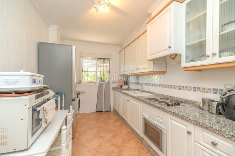 Foto bae8253b-e240-4d56-b551-a02c797be0b0. Casa amb calefacció aparcament piscina a Bonalba-Cotoveta Mutxamel