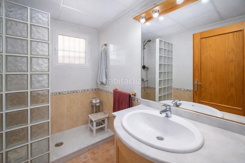 Foto c5de6a29-2435-4437-9172-e9e4d598e42b. Casa amb calefacció aparcament piscina a Bonalba-Cotoveta Mutxamel