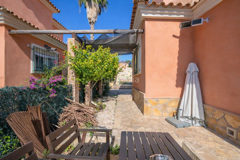 Foto c95f8929-aa93-4300-970a-04afb057c063. Casa en Bonalba-Cotoveta Mutxamel