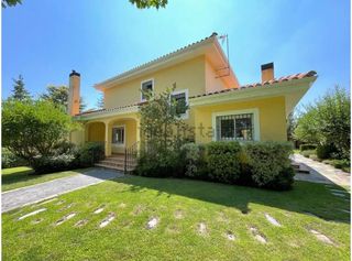 Chalet  C. monte valmayor