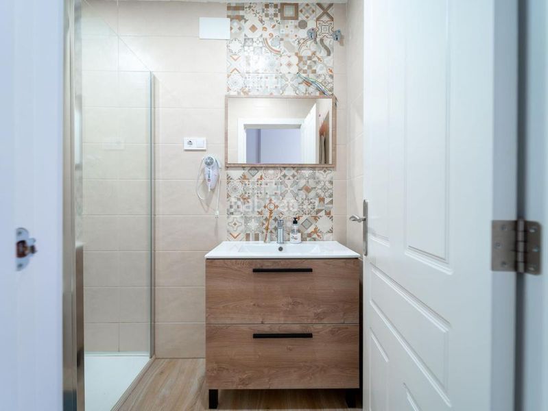 Foto a55944aa-9b2d-4623-b6ee-f79359249422. Estudio en Suárez Málaga