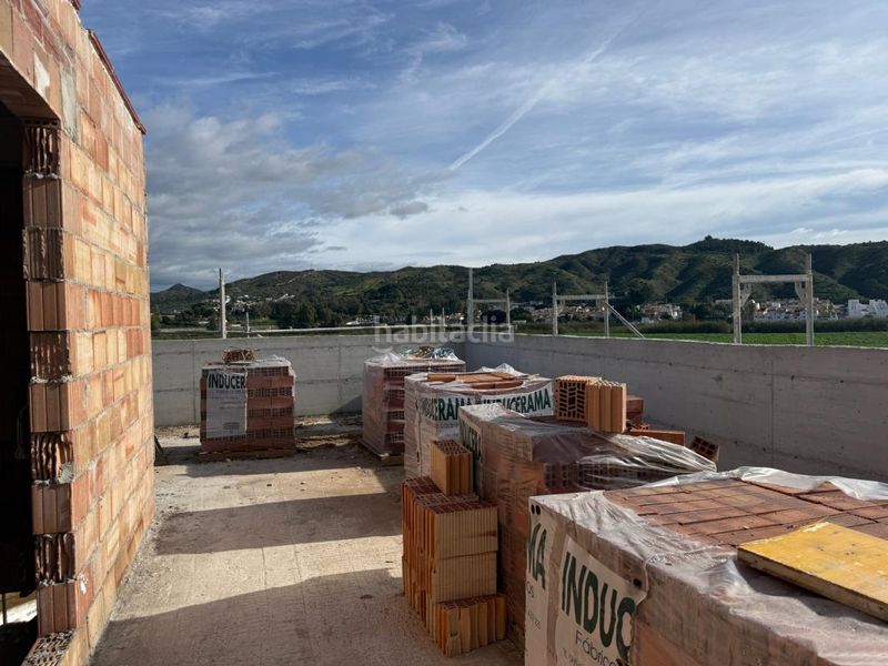 Foto ce4e801c-1b5e-44f6-a9ab-30ec3fa2a819. Pis amb calefacció a Campanillas Málaga