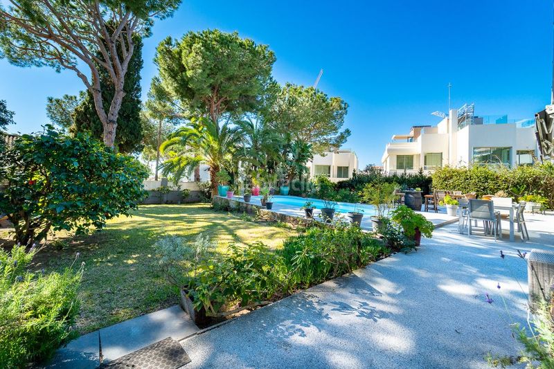 Foto 80c33717-4b4e-47ee-8be5-6e4291d1da96. Casa amb calefacció aparcament piscina a Las Chapas - Alicate Playa Marbella