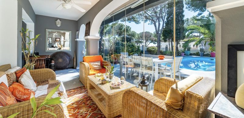 Foto d3ac870a-920d-4eb2-b83e-784dbbd44b4c. Casa amb calefacció aparcament piscina a Las Chapas - Alicate Playa Marbella