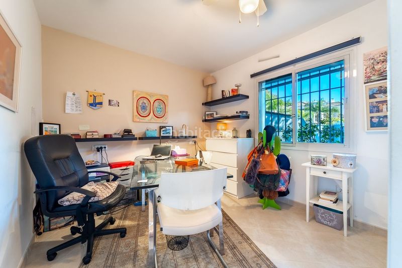 Foto ea232ca3-00ed-4c2a-8e50-e0bfa78d786c. Casa amb calefacció aparcament piscina a Las Chapas - Alicate Playa Marbella