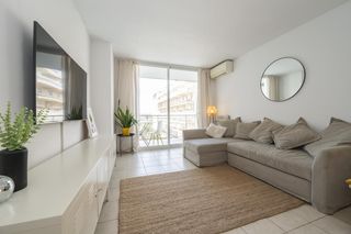 Piso  Av. 8 d'agost