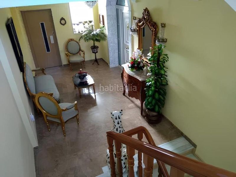 Foto 2b23fdfb-e65d-49d3-8336-9022e9c2b519. Edificio en Guardamar