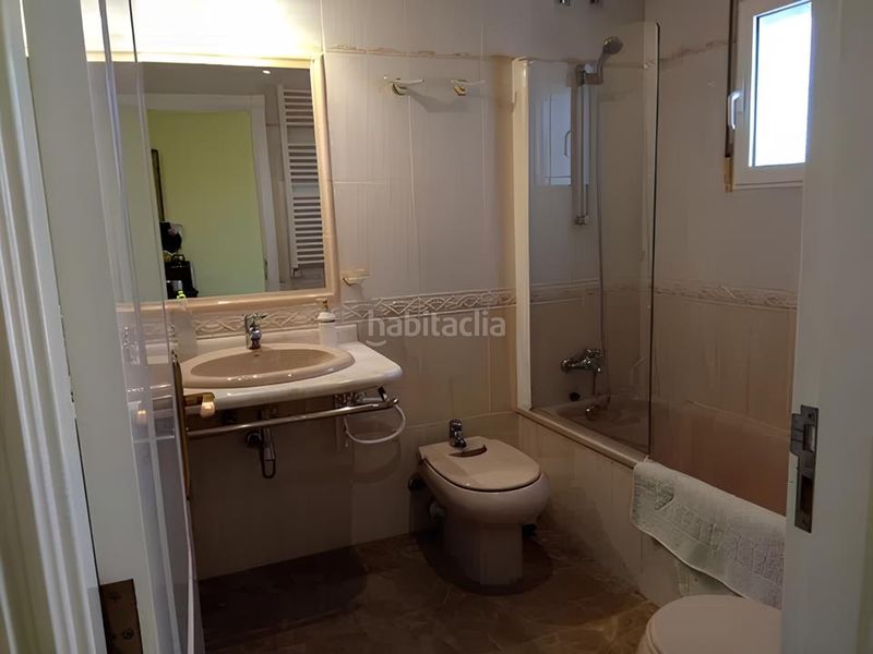 Foto 7cf8c478-5c52-434c-8151-e34103116ff7. Edifici a Guardamar