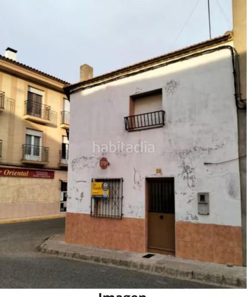 Foto 96a12098-3129-4754-bbf7-8fb99cb4caac. Casa adossada amb calefacció a Munera