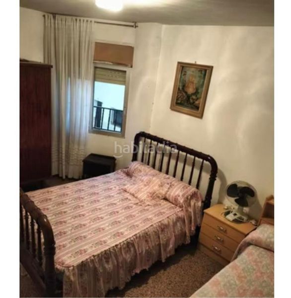 Foto a45b1b76-4711-41d3-94b4-173e4ebff612. Casa adossada amb calefacció a Munera
