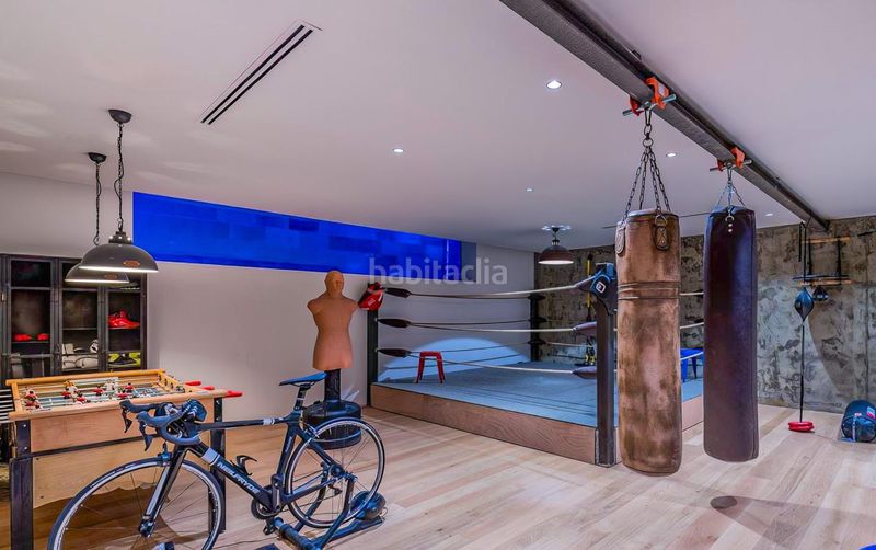 Foto 1ccafb78-7c9b-4989-8959-4a7a7ccbf9f1. Casa amb calefacció aparcament piscina a Nagüeles Alto Marbella