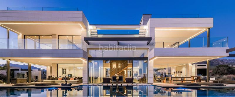 Foto c614fe6d-91e1-426d-b10d-b56362a6319a. Casa amb calefacció aparcament piscina a Nagüeles Alto Marbella