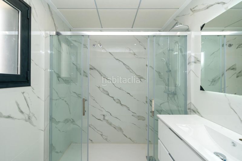 Foto 4739516f-d17d-4655-b6ab-00d769c0b6c1. Casa amb calefacció aparcament piscina a Coloma Nucia (la)