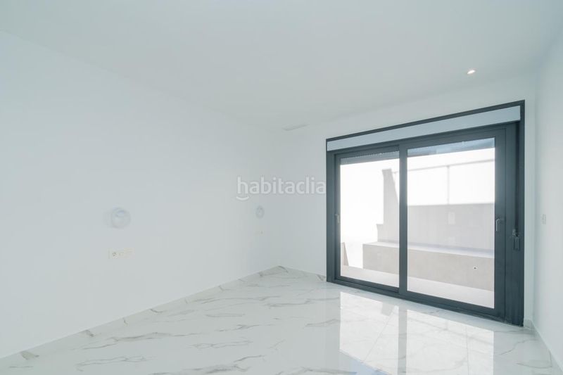 Foto c8a1c4a3-7ee6-47fc-b8f6-fdc409a40555. Casa amb calefacció aparcament piscina a Coloma Nucia (la)