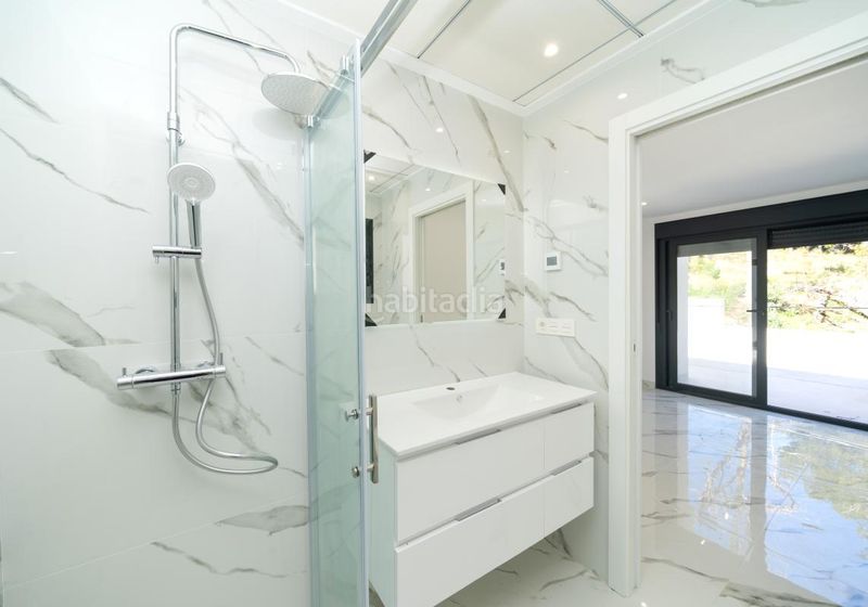 Foto d62a8aae-4510-4a90-b145-d8348cc08f17. Casa amb calefacció aparcament piscina a Coloma Nucia (la)