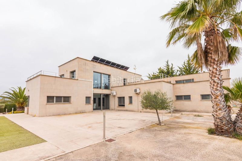 Foto 8f6ad7e6-e3e2-46c0-b52c-c139e7ae3f23. Casa amb calefacció aparcament piscina a Yecla