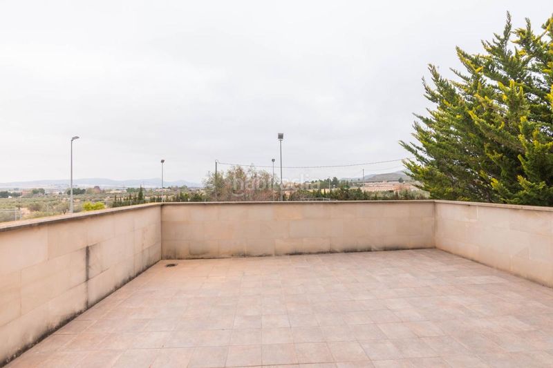 Foto cf32a2be-ab85-4c31-a2e2-ac686190bbc7. Casa amb calefacció aparcament piscina a Yecla