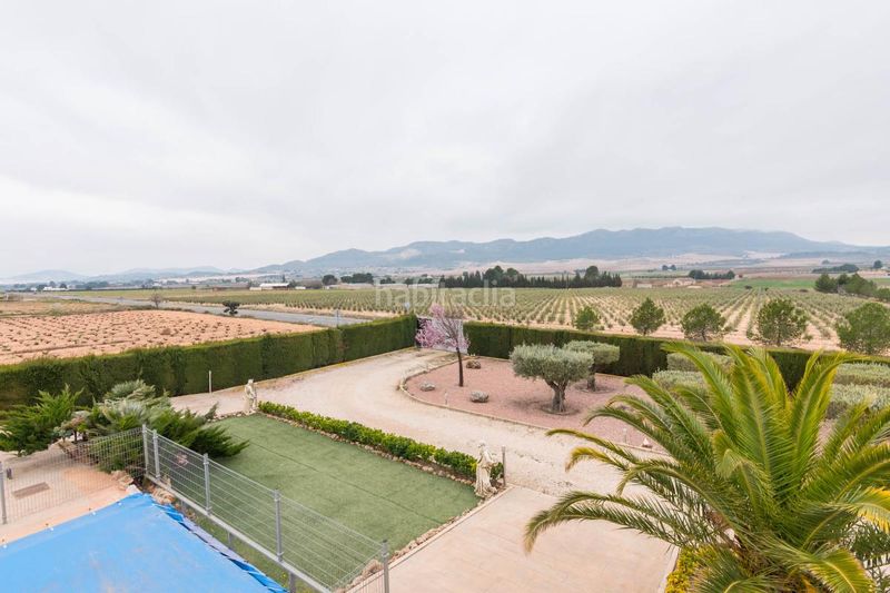 Foto e353bc79-d63c-4dda-af10-dee409303357. Casa amb calefacció aparcament piscina a Yecla