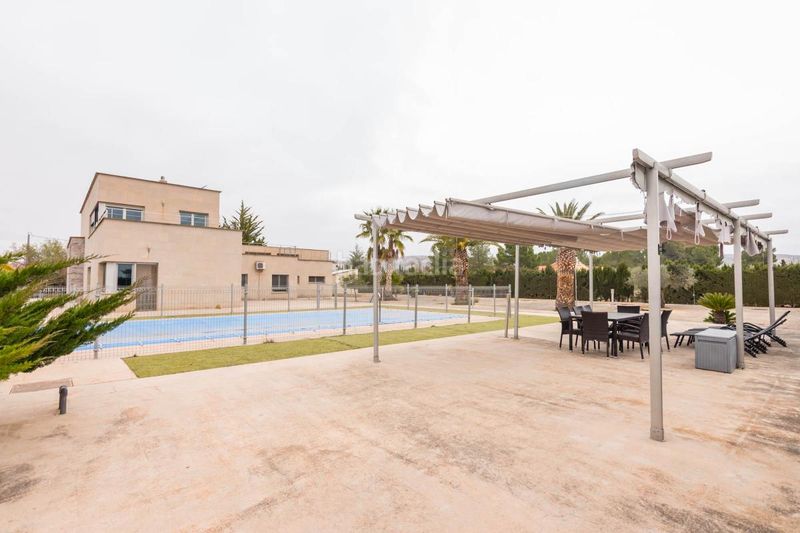 Foto ea11d1b0-e877-4eff-9532-01b89b4031de. Casa amb calefacció aparcament piscina a Yecla