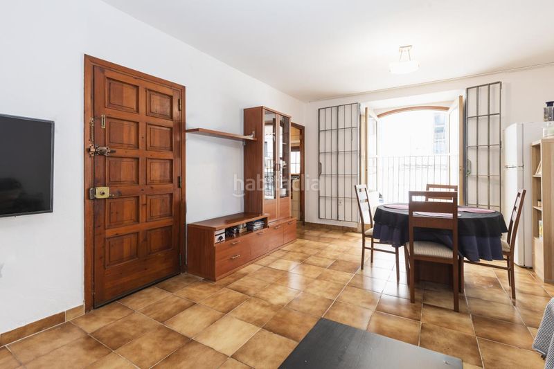 Foto 20a40c74-b765-4977-8b1e-5d9fcb4a7c5a. Piso en Dalt Vila-La Marina Ibiza