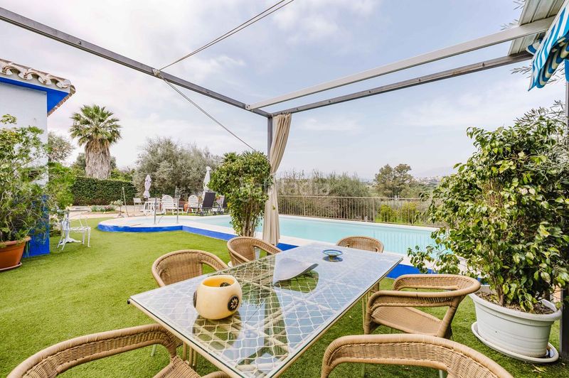 Foto c0a36ed4-369f-4513-9d5b-b3ceddc68e3b. Casa amb calefacció aparcament piscina a Coín
