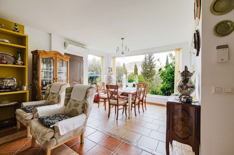 Foto d12e94f4-d8e3-44ab-a50a-95f21b54c405. Casa amb calefacció aparcament piscina a Coín