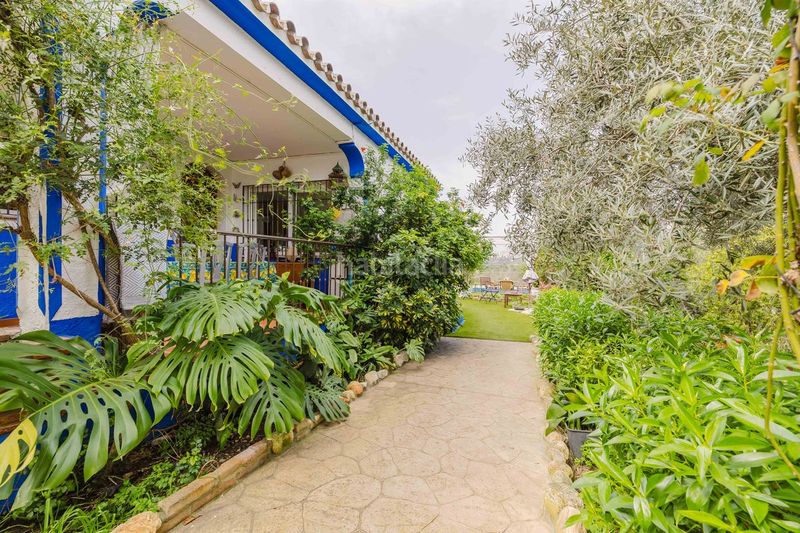 Foto ef5b73d8-9bf0-42fc-a812-2d3495d4b955. Casa amb calefacció aparcament piscina a Coín