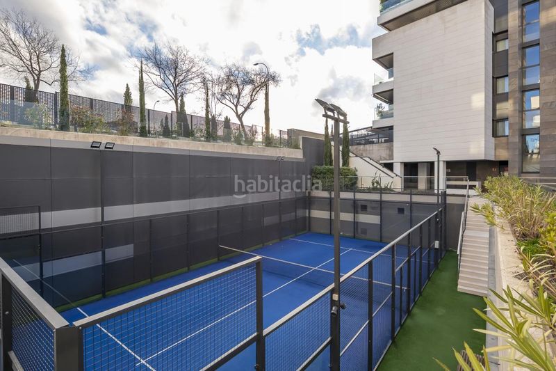 Foto 14ad76ab-dca7-4de9-97d0-34064042e463. Pis amb calefacció aparcament piscina a Sanchinarro Madrid