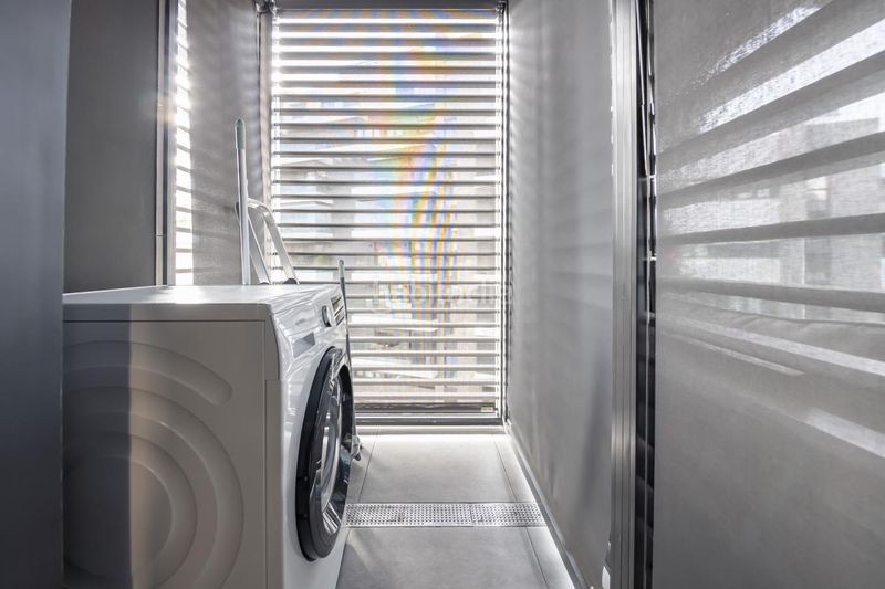 Foto 974e6b55-9156-4c49-b457-360d5c0882e0. Pis amb calefacció aparcament piscina a Sanchinarro Madrid