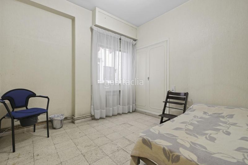 Foto fb9aba67-1d0e-44f5-8025-40712172dbd5. Pis amb calefacció aparcament a Los Remedios Sevilla