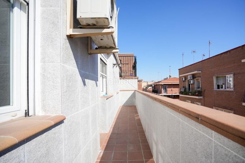 Foto 8396dd43-6560-4787-abfa-4a9f354034f5. Edificio in Vista Alegre Madrid