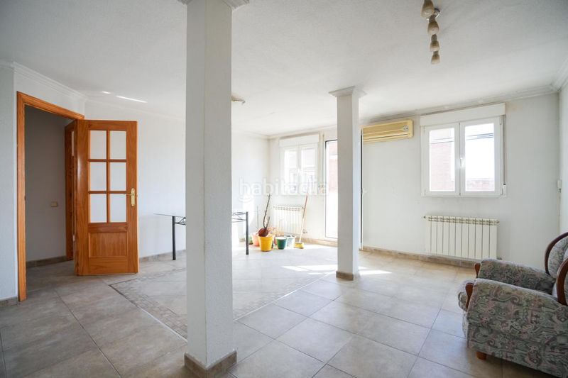 Foto 4a991253-8051-4096-aa4e-f33701c10343. Edificio en Vista Alegre Madrid