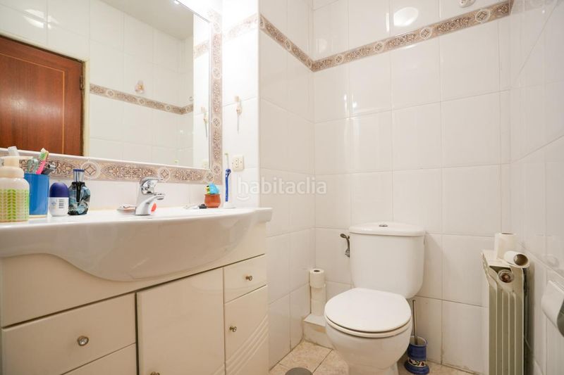 Foto 595240a7-7afe-4199-bce3-a5b33157bdee. Edificio en Vista Alegre Madrid