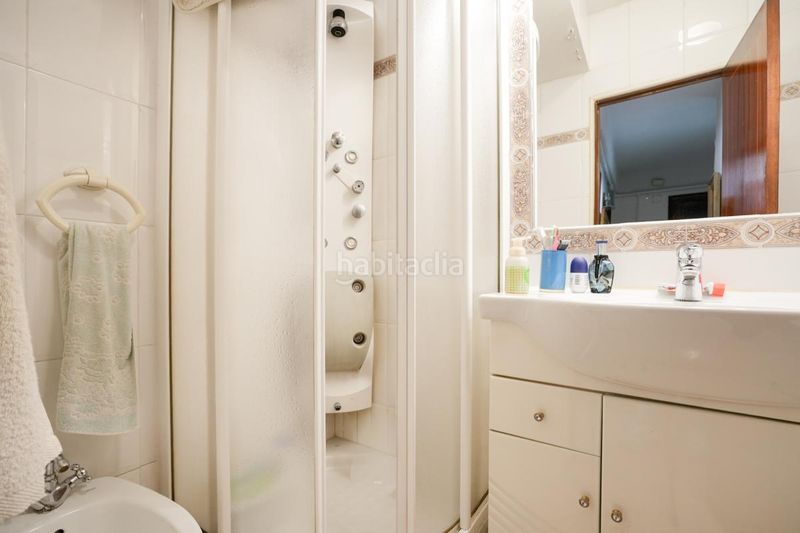 Foto b4761252-9748-4643-b3b6-54e5da5f5241. Edificio en Vista Alegre Madrid