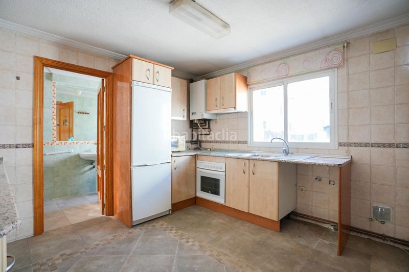 Foto 0b071f3c-8b9a-42af-8bd2-552ce908009d. Edifici a Vista Alegre Madrid