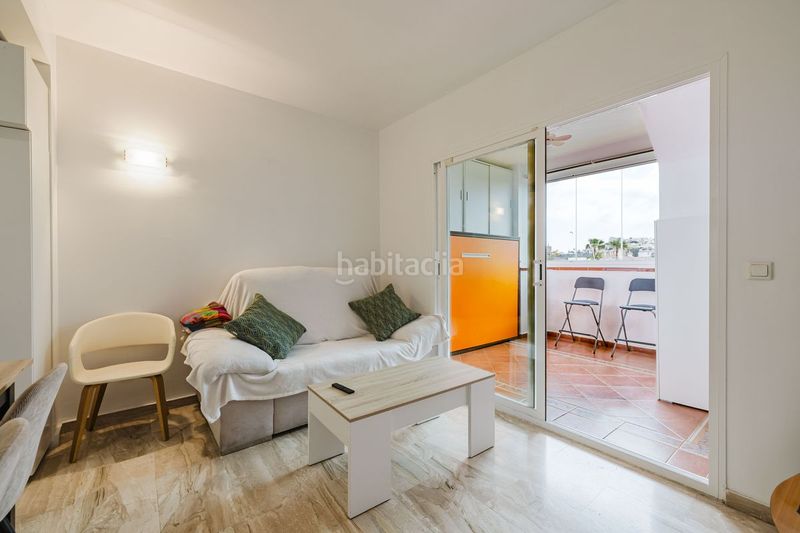 Foto f68eb09f-0951-4c53-8816-2484928548c8. Àtic amb calefacció aparcament piscina a Riviera del Sol Mijas