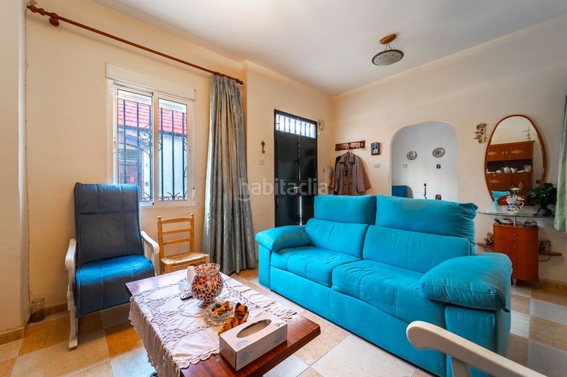 Foto f48ae77f-531d-4d31-a111-402cdf7d2b5c. Casa amb calefacció a Los Castillejos - La Trinidad Málaga