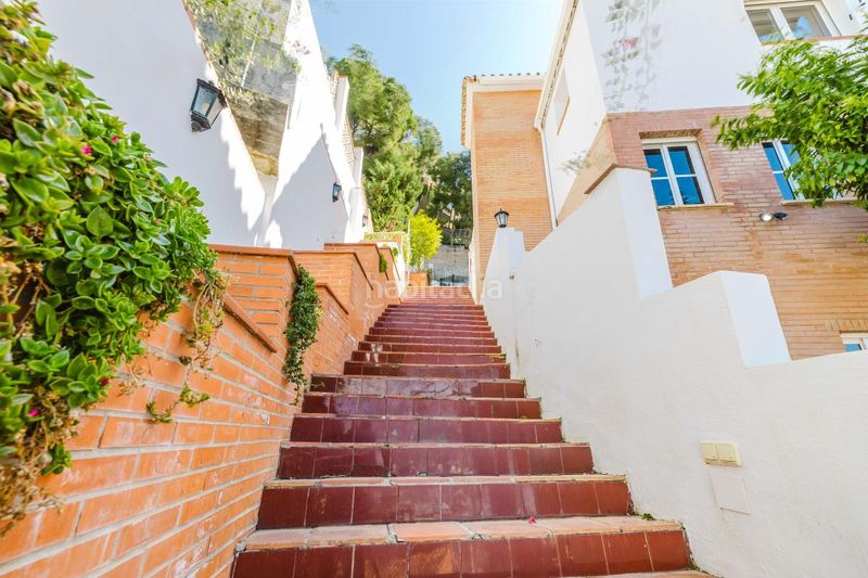 Foto 0599a5b4-e220-4dee-913b-a97500ee302b. Casa amb calefacció piscina a El Candado Málaga