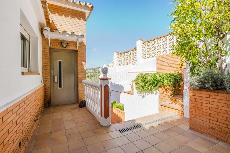 Foto 1c3863cd-bdbe-4aa0-a45c-d2e9c27bdf38. Casa amb calefacció piscina a El Candado Málaga