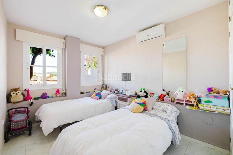 Foto bc1126ad-0b22-4bb8-96f5-a5b2bb03dbe4. Casa amb calefacció piscina a El Candado Málaga